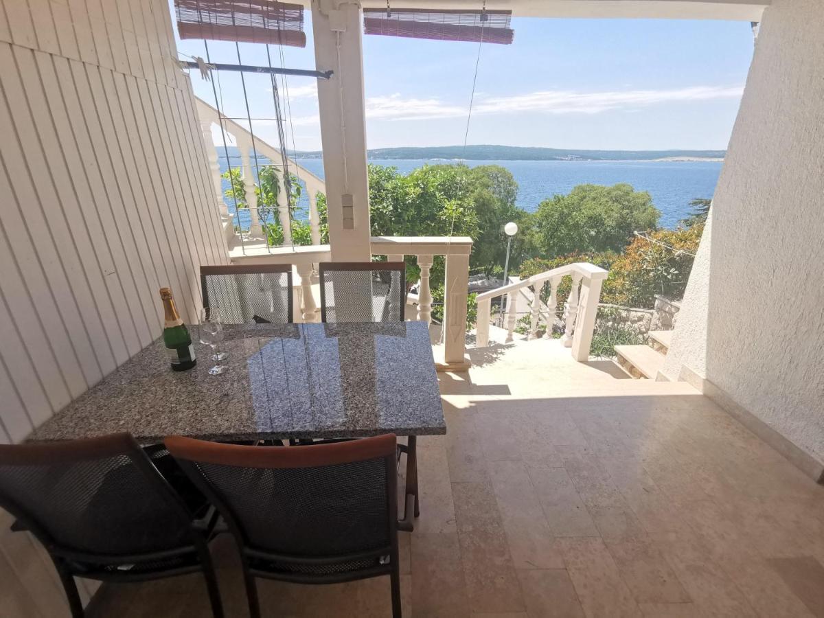 Niko Apartment